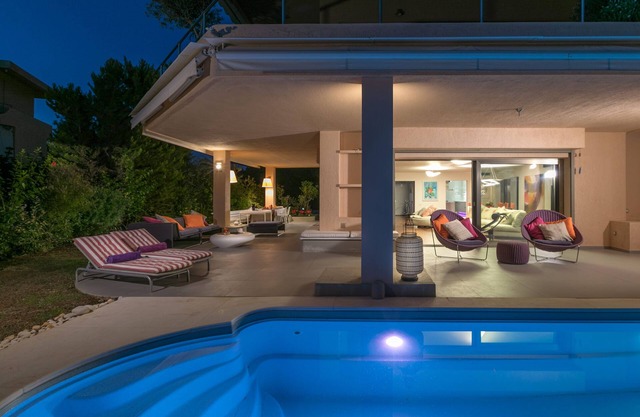 Luxurious Villa Philoxenia