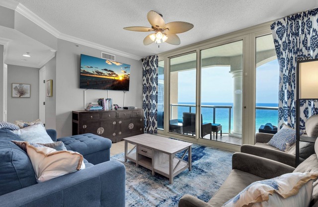 🌊Luxury 18th Floor Condo | Spa, Pools + Panoramic Views | Portofino 1-1802🌊
