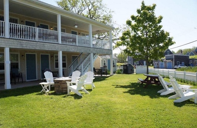 Luxury 1BR Condo in Island Manor Resort