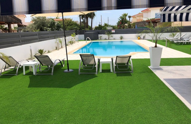 Luxury 2 bedroom apartment with Pool