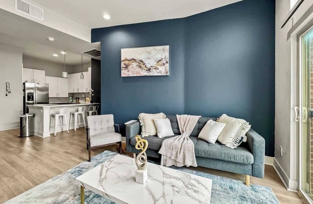 Luxury 2BD | DT Deep Ellum | 3 Beds | Free Parking