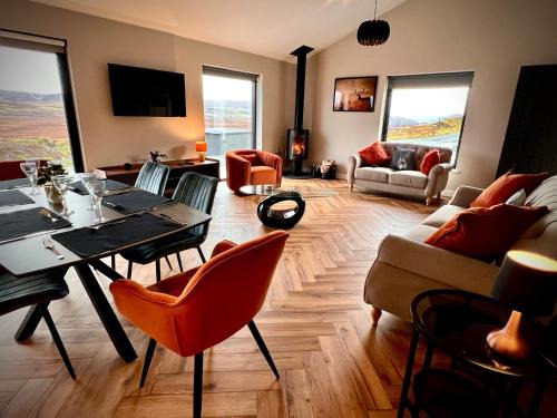 Luxury 3 Bedroom - Stag Moor House