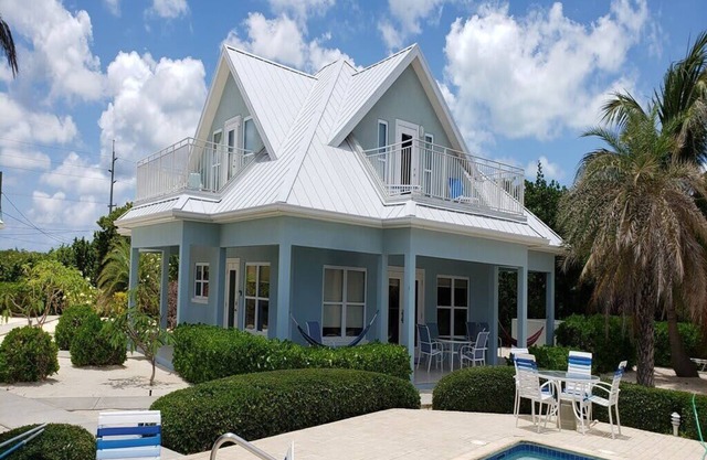 Luxury 3bd Beach View, # 3 Blue, Stunning Views