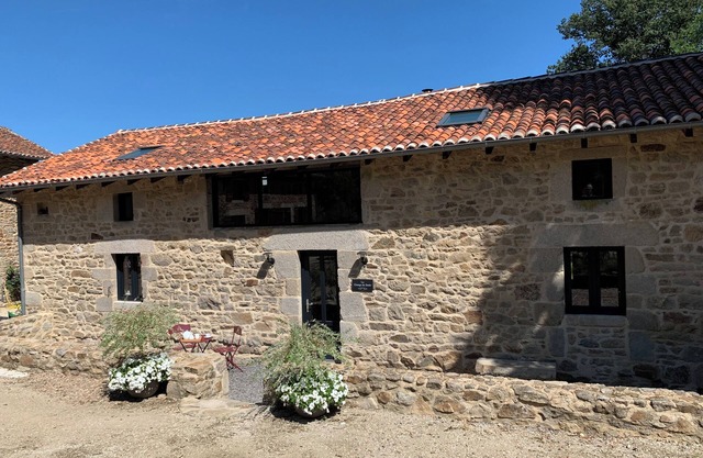 Luxury 4 bed gîte with private pool