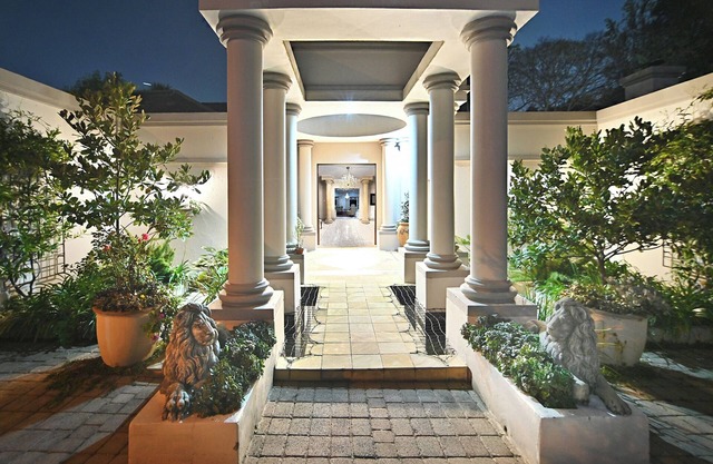 Luxury 6-bedroom villa in Hyde Park Sandton for the discerning family of comfort