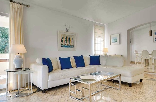 Luxury Albufeira Villa w/Private Pool, Garden, BBQ & Steps from the Beach