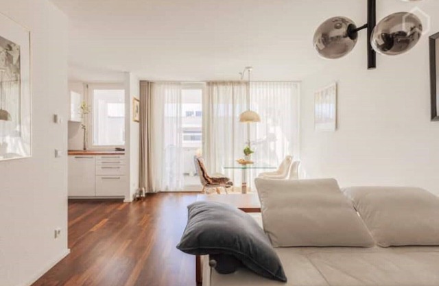 Luxury Apartment I Balcony I Office I Parking I TOP location I Kid, Pet friendly