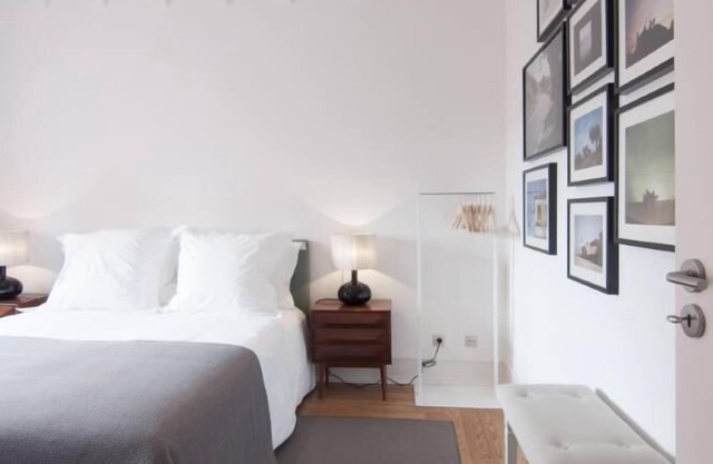 Luxury apartment in a residential area of excellence in Lisbon.