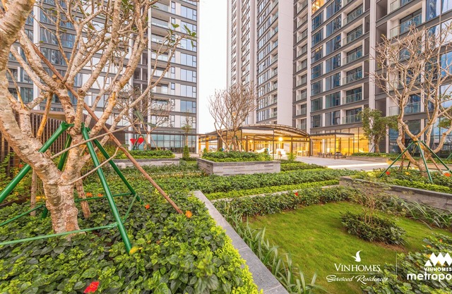 Luxury Apartment in Vinhomes Metropolis