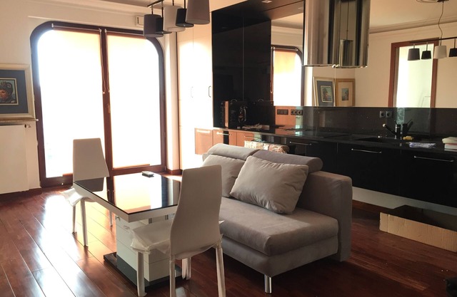 Luxury apartment,prestigious place https:/my.matterport.com/show/?m=7gjJk4p3W62