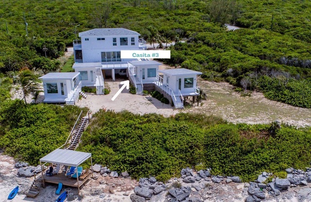 Luxury Beachfront Bedroom on Pink Sand Beach, Governor's Harbor: Casita #3