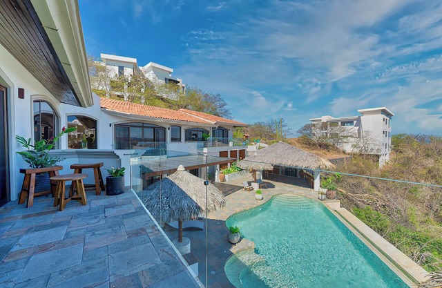 Luxury Beach Villa with Playa Hermosa Views. Chef + Concierge Options