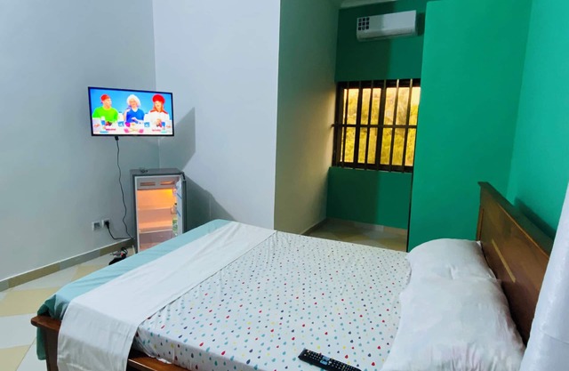 Luxury bed and breakfast, Wifi, Quiet, discreet in a secure area
