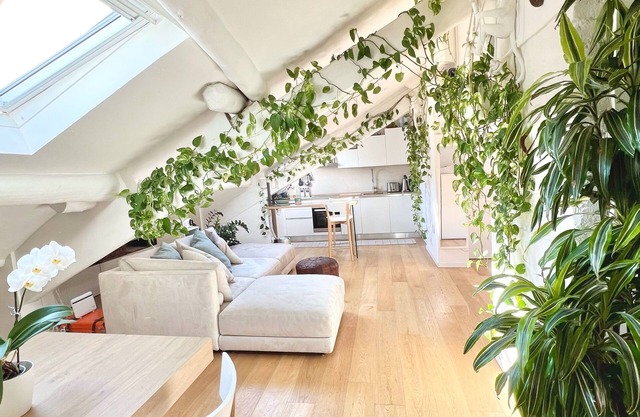 Luxury bright attic in historical building in the center of Milan