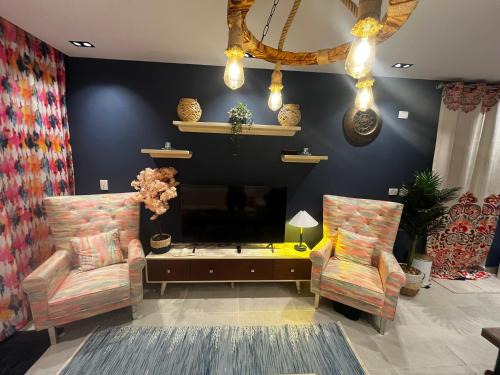 Luxury Chalet by the Pool ground floor with Private garden at Mountain View North Coast
