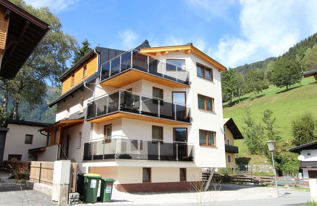 Luxury Chalet in Zell am See with Terrace