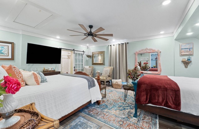 Luxury Country Stay - Indoor heated pool, Spa, Art Studio, Breakfast, Hot Tub