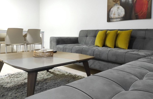 Luxury Escape at 51 Apartment, Laouina