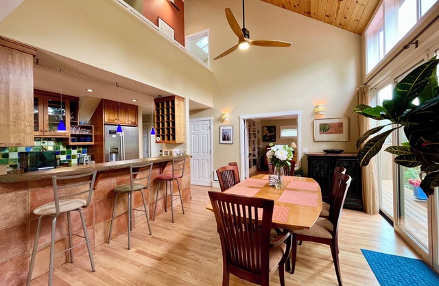 Luxury Getaway in Central Boulder! Beautiful & Spacious Home