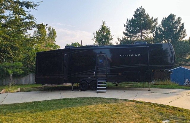 Luxury Glamping in the Mile High-Private Pool, Hot Tub, Outdoor Fireplace & BBQ!