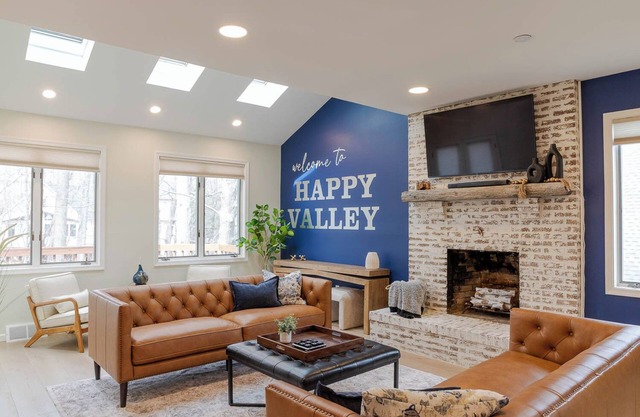Luxury Home with Game Room & Media Room ~10 mins to Stadium, Campus, Downtown