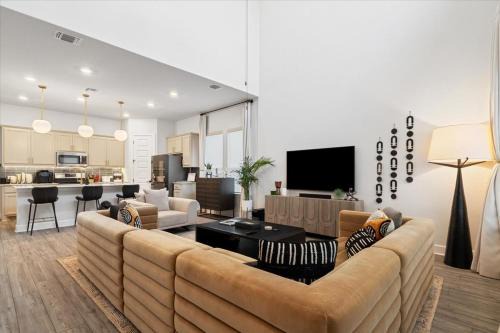 Luxury Lofthouse 4bedroom with Games Baby Crib Free Parking Space