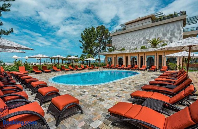 Luxury Oasis Apartment