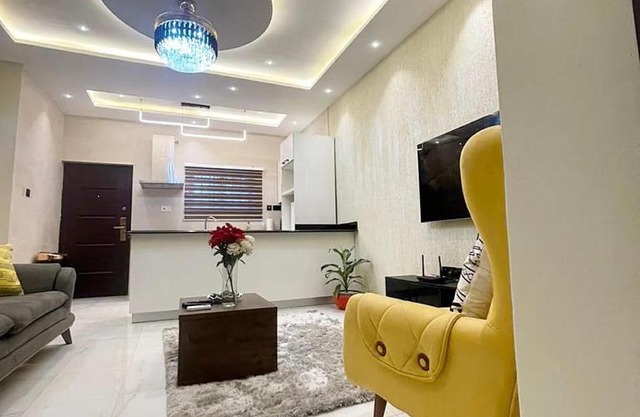 Luxury one bedroom apartment with pool