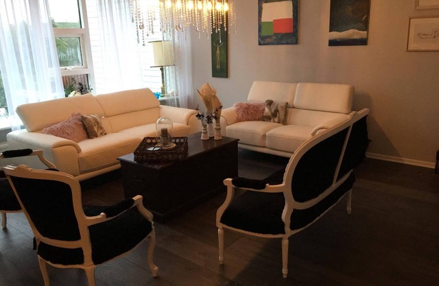 Luxury townhouse in center of Reykjavik. Stay in a city in the countryside.