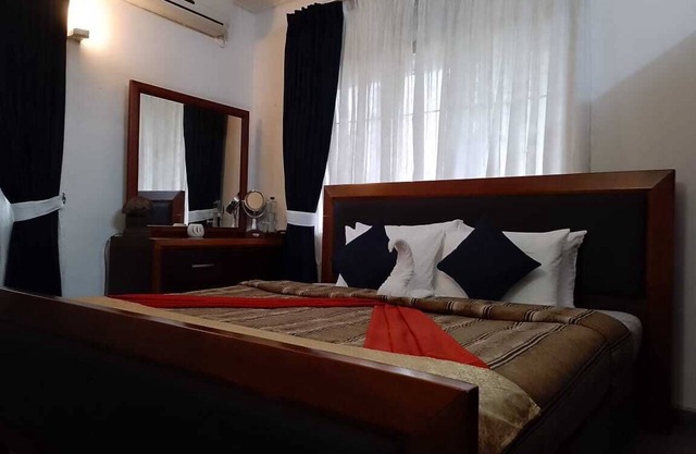 Luxury Villa In The Prestigious Lotus Grove, Dehiwala