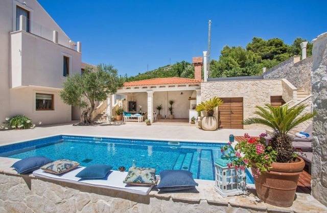 Luxury Villa Dolce Vita with Swimming Pool