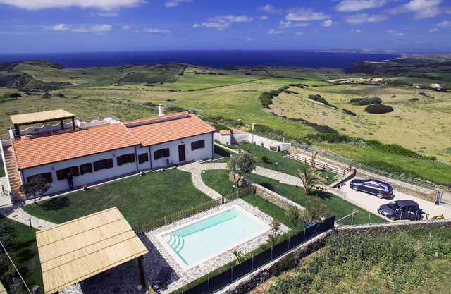 Luxury villa in Sardinia with pool and spectacular view of the Stintino sea