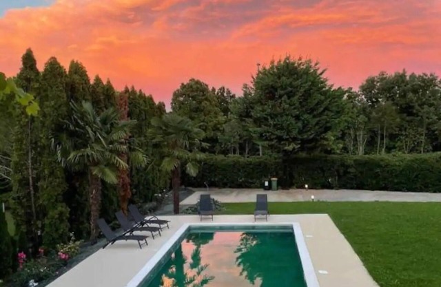 Luxus Apartment mit Privaten Pool
