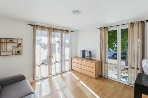 LX135 Studio proche centre-ville & parking gratuit