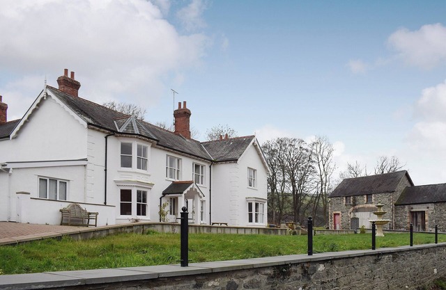 Maesbangor Farmhouse