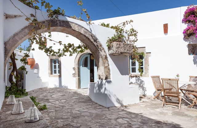 Magical centuries-old house sleep 6