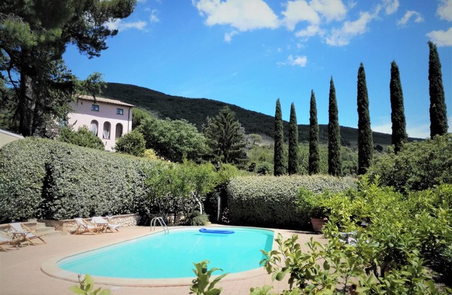 Magnificent, luxurious historical villa with private swimming pool, sleeps 11