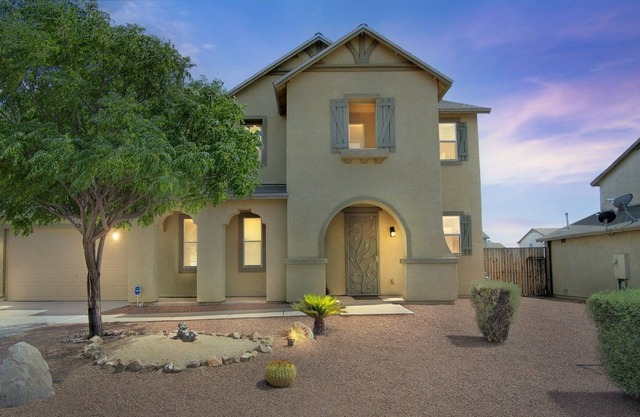 Magnificent Whole House At Tucson Mtn Village Sleeps 8 4 Bedroom Home by Redawning