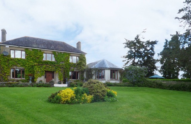 MAIFIELD, pet friendly in Carrick-On-Suir, County Tipperary