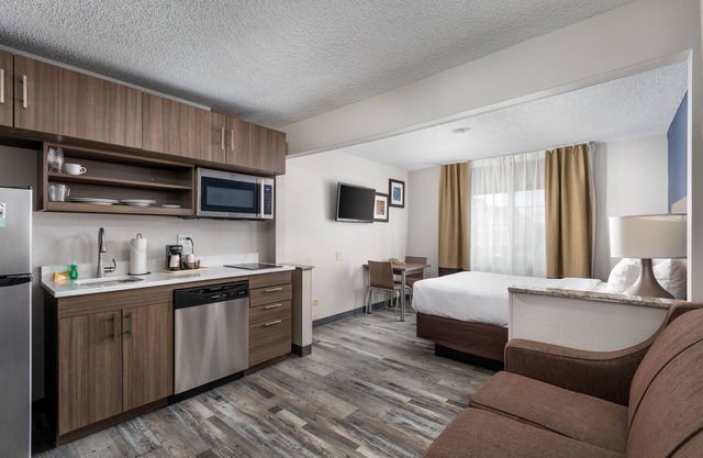 MainStay Suites Joliet I-55