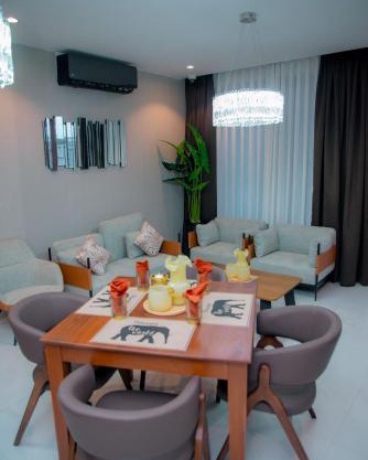 Maison Luxe Apartments