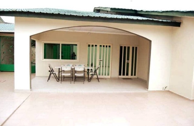 Maison Verte à Cococodji B