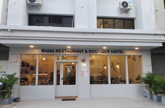 Mana restaurant and boutique hotel