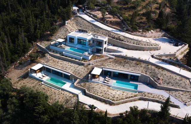 Mandevilla Hillside Luxury Villas