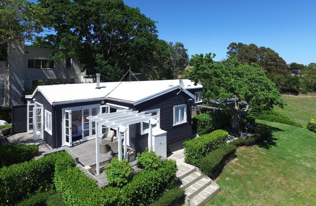 Manea Villa