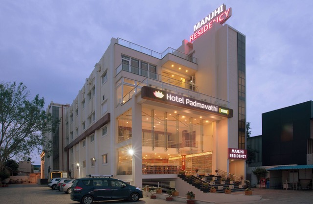 Manjhi Residency