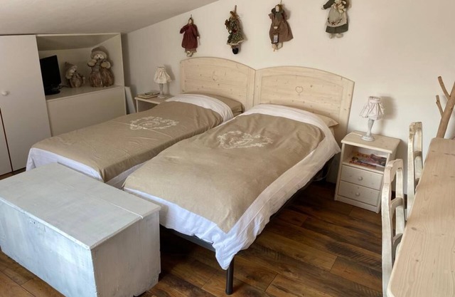 Mansarda Le Laite - Two Bedroom Apartment, Sleeps 4