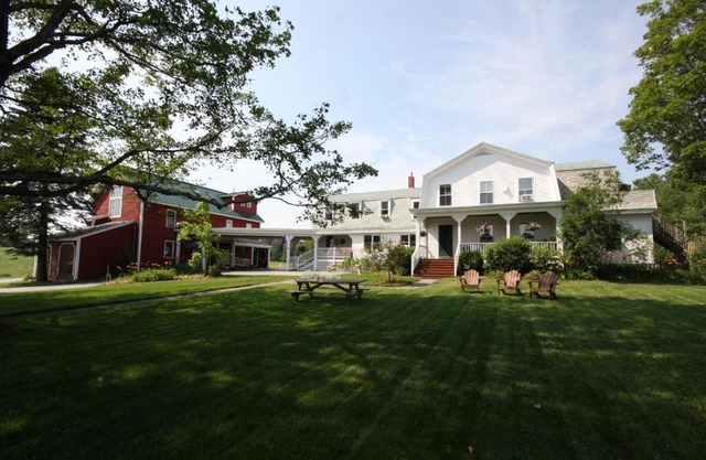 Maple Hill Farm Inn