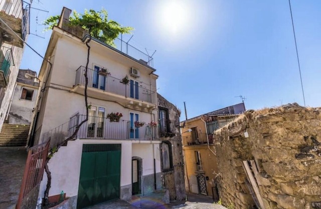 Maria Catena House
