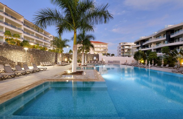 Marinell Collection Palm-Mar